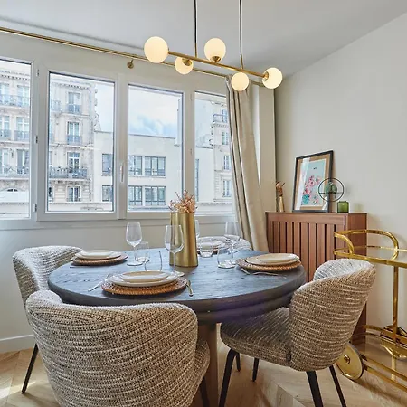 Centre De By Studioprestige Paris