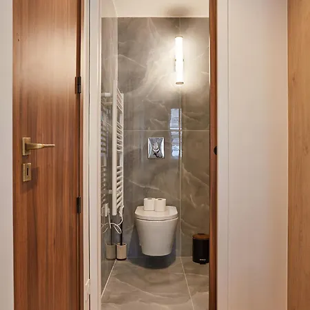 Centre De By Studioprestige